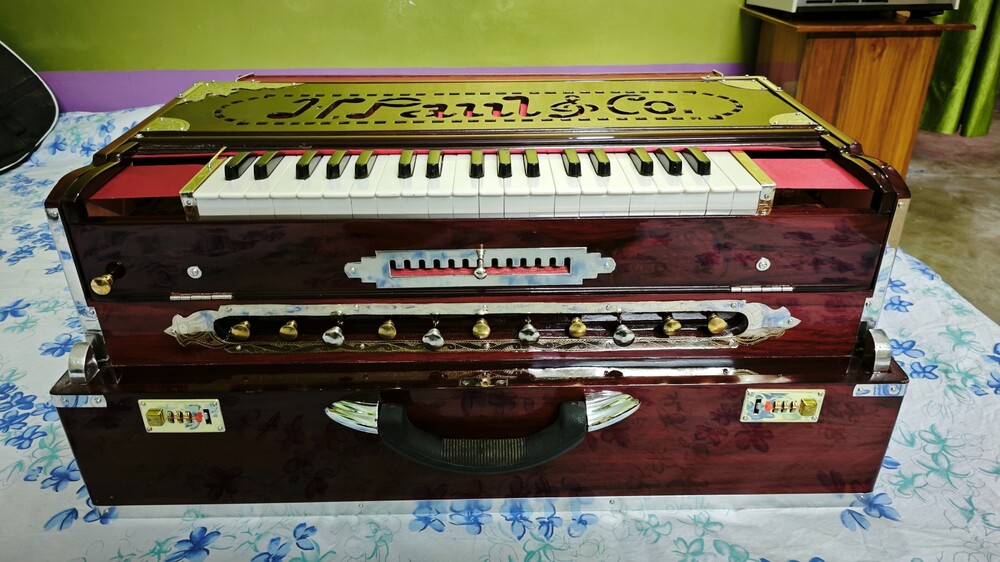 Harmonium
